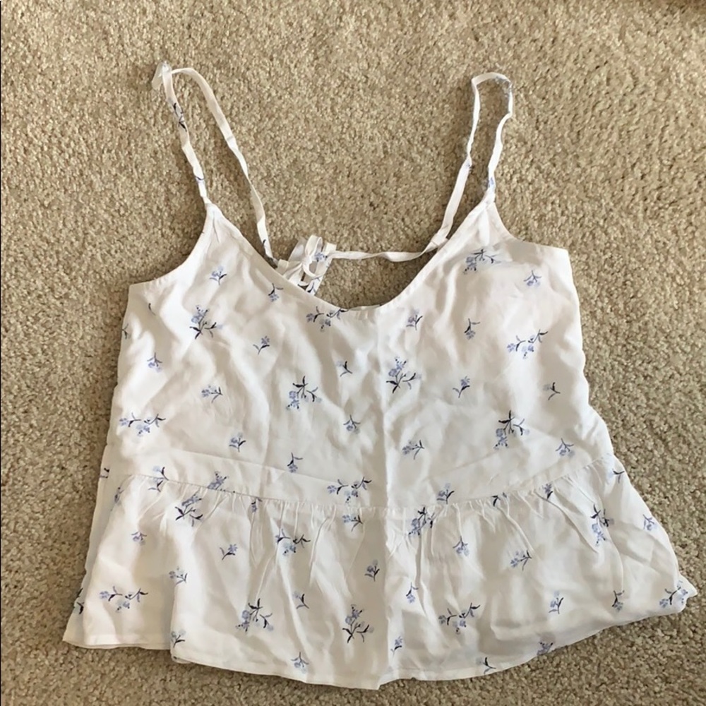 Brand new flowy tank top